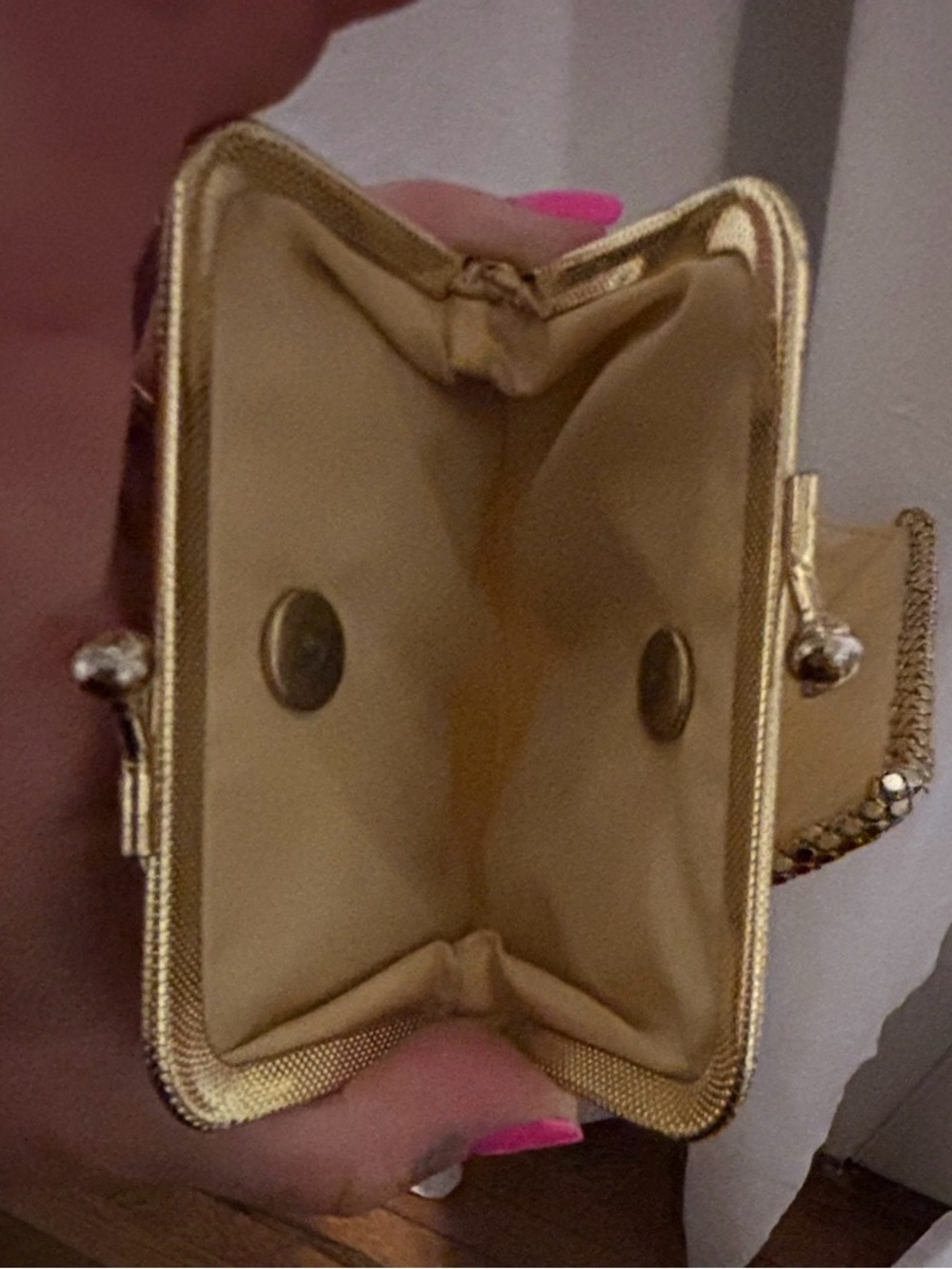 Vintage Gold Mesh Coin Purse Wallet - Picture 7 of 10